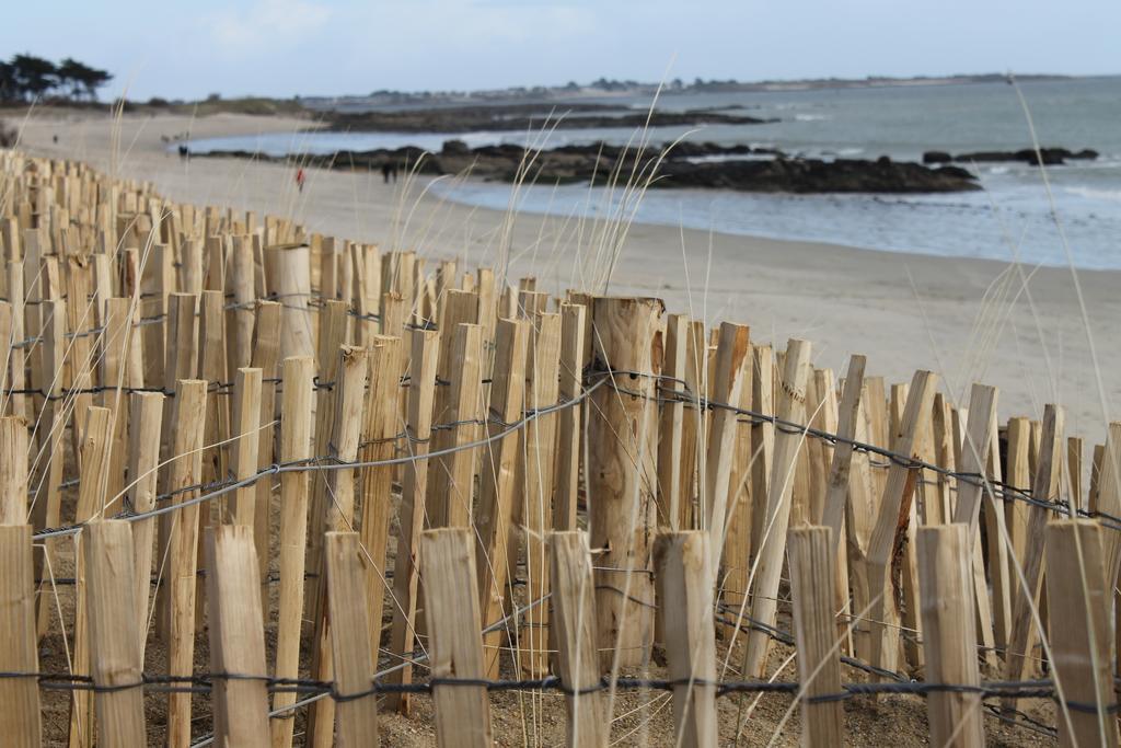 Logis Hotel & Restaurant Les Mouettes - Larmor Plage, Proche De Lorient Exterior foto