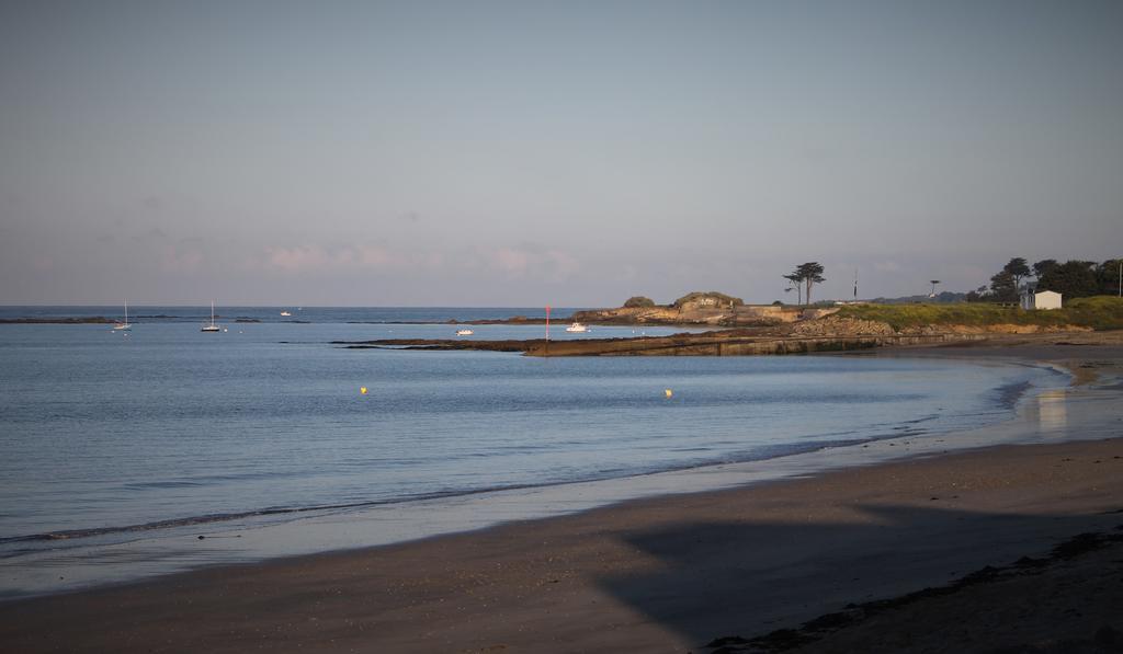 Logis Hotel & Restaurant Les Mouettes - Larmor Plage, Proche De Lorient Exterior foto